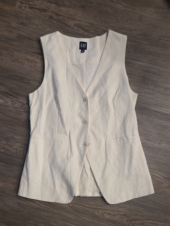 GAP Tops - GAP Ivory Button-Front Sleeveless Tunic